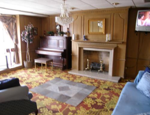 Manor Motel Minooka Eksteriør bilde